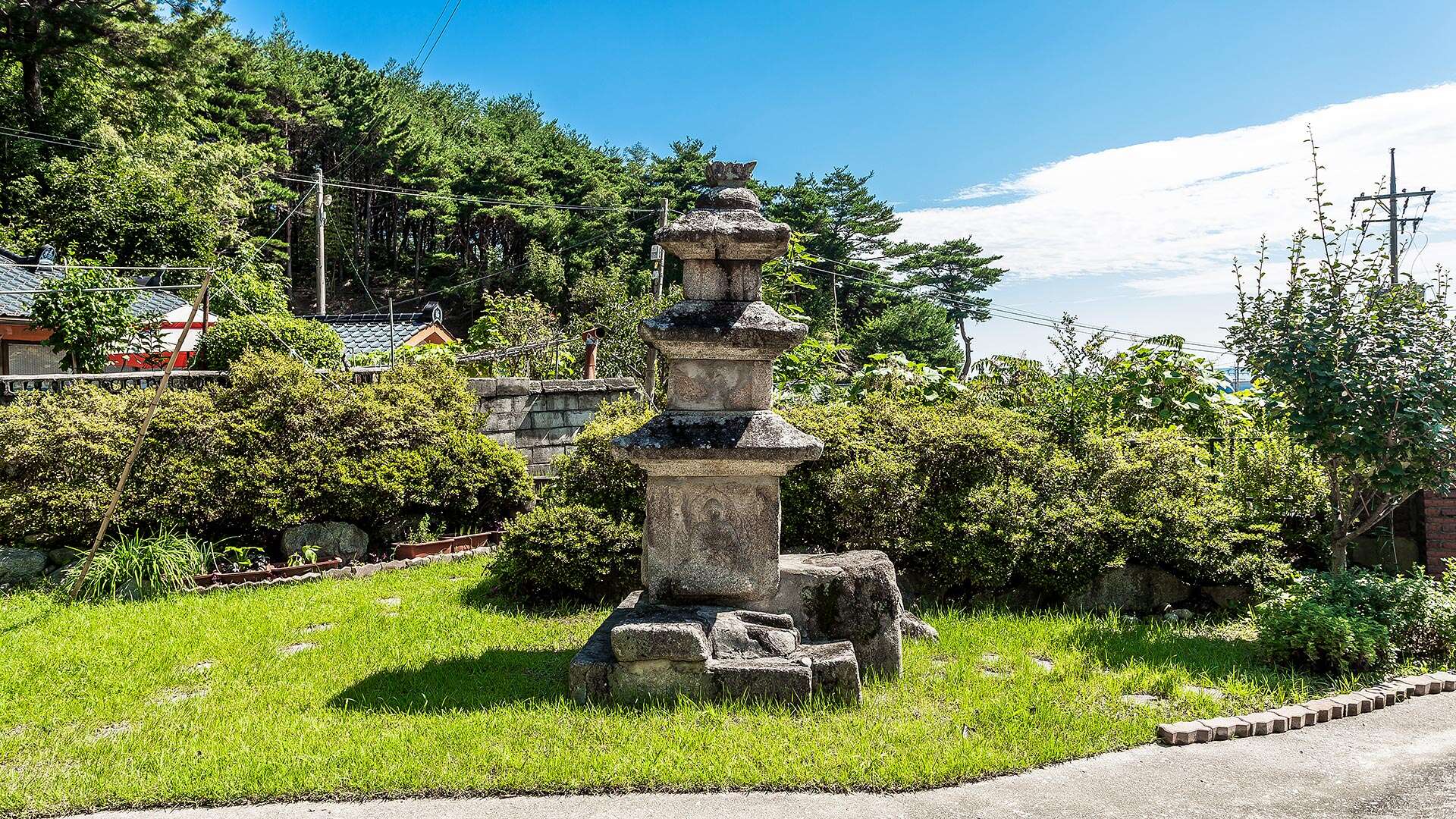 방내리삼층석탑