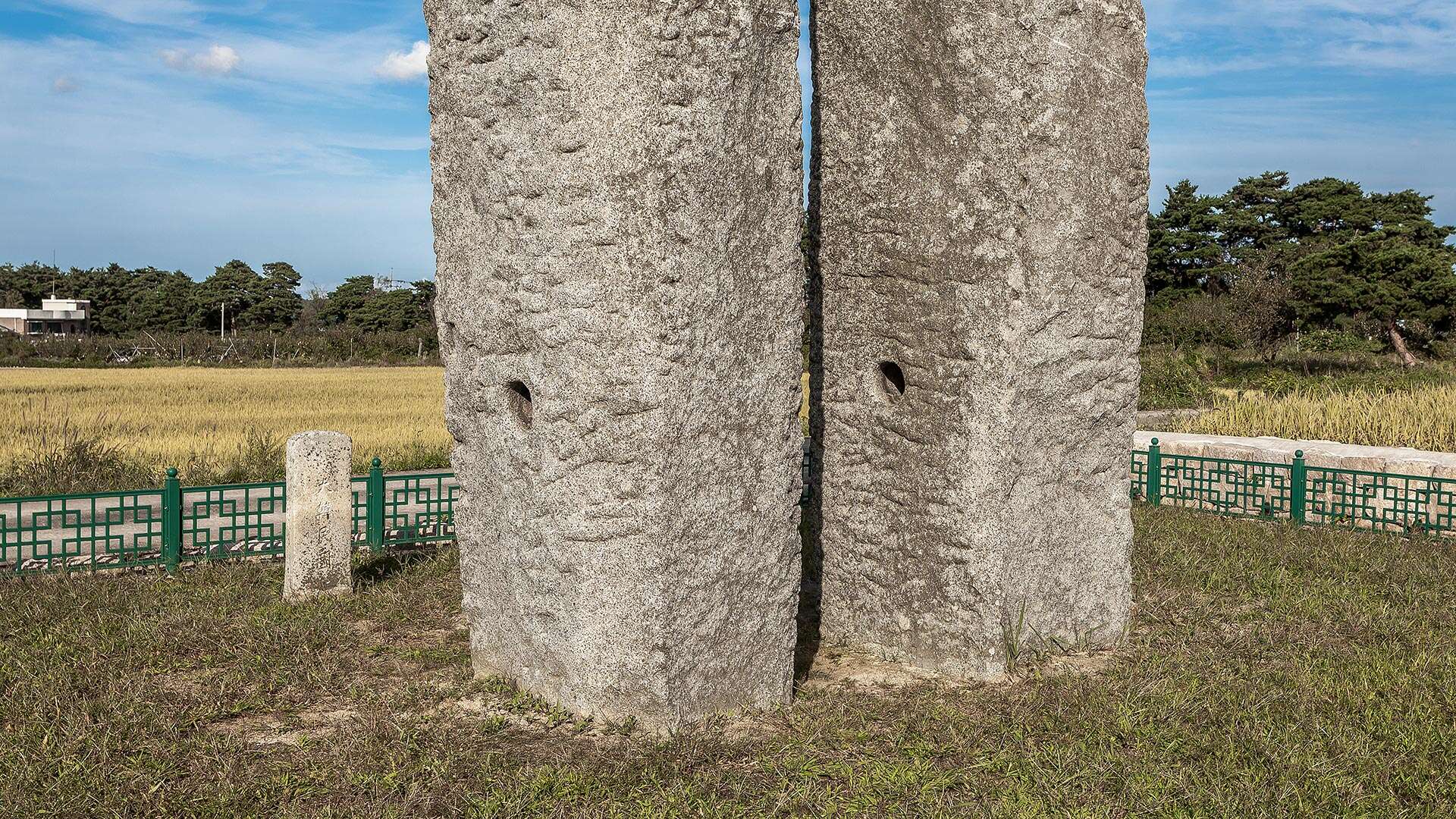 굴산사지당간지주