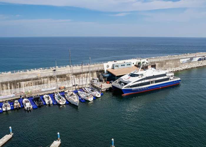 강릉항여객터미널