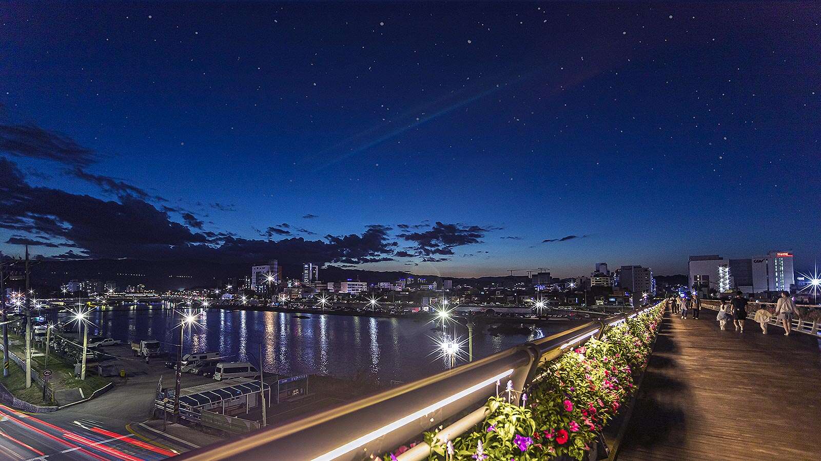 노을이 지는 월화교