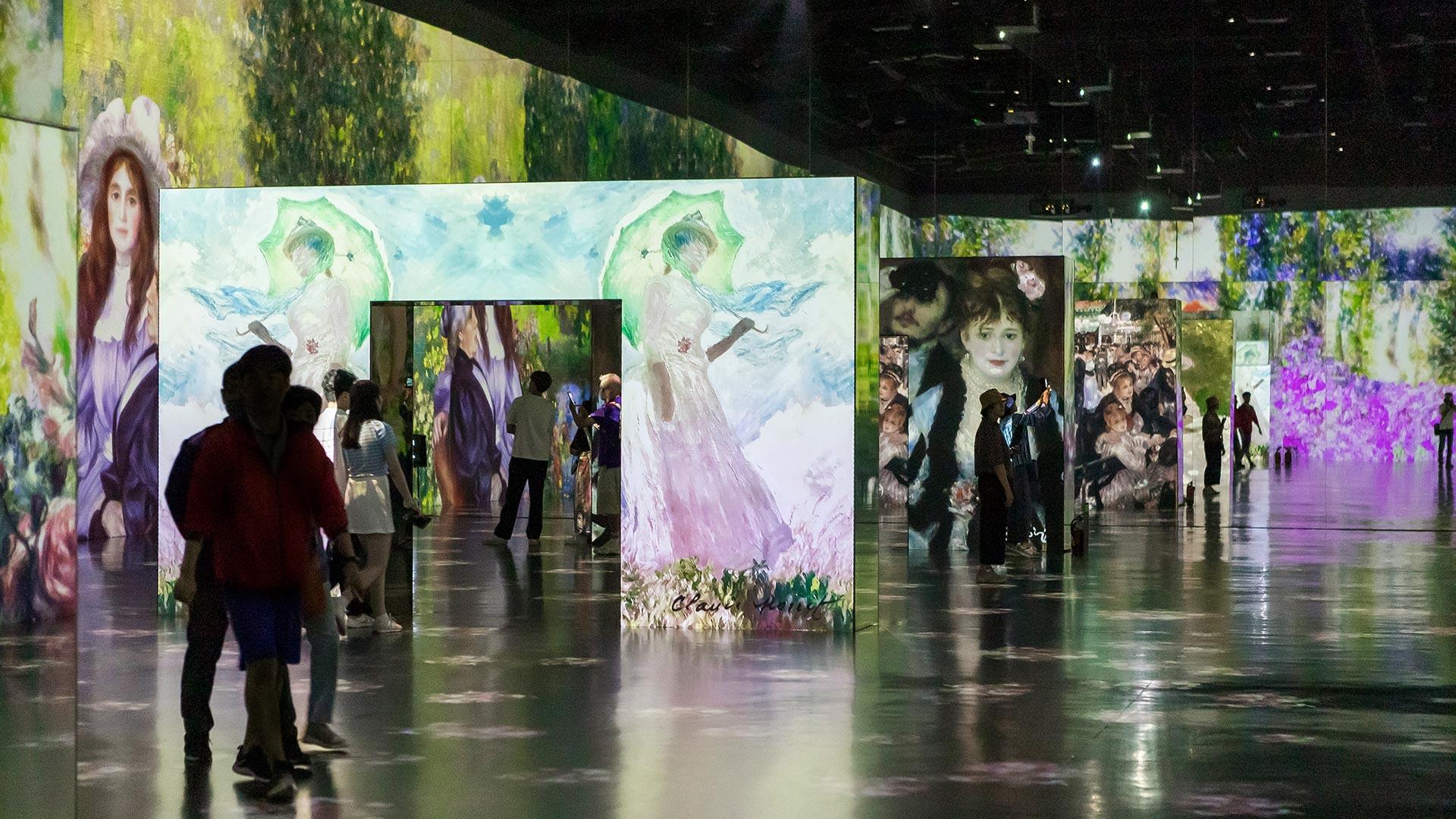 아르떼뮤지엄 관람을 즐기는 사람들 01