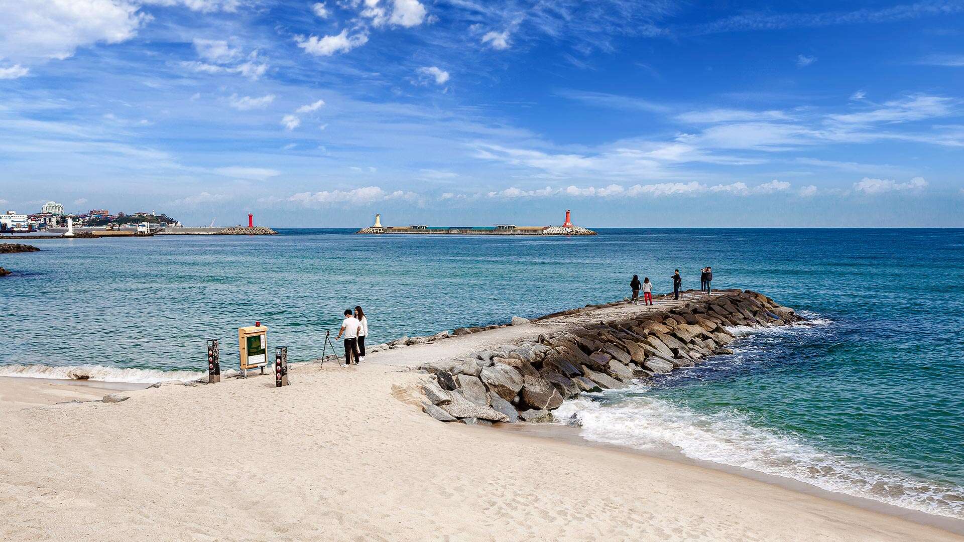 도깨비촬영지 관광을 즐기는 사람들 04